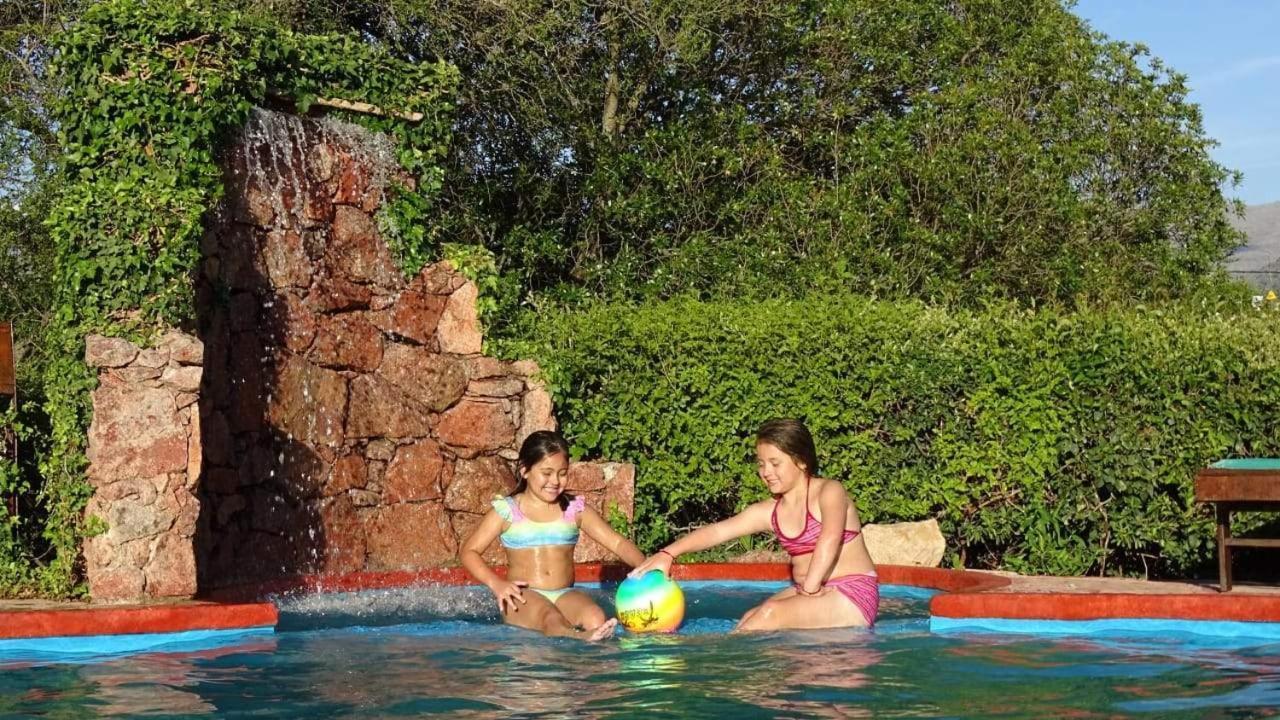 Cabanas Agua Que Brilla Mina Clavero Buitenkant foto